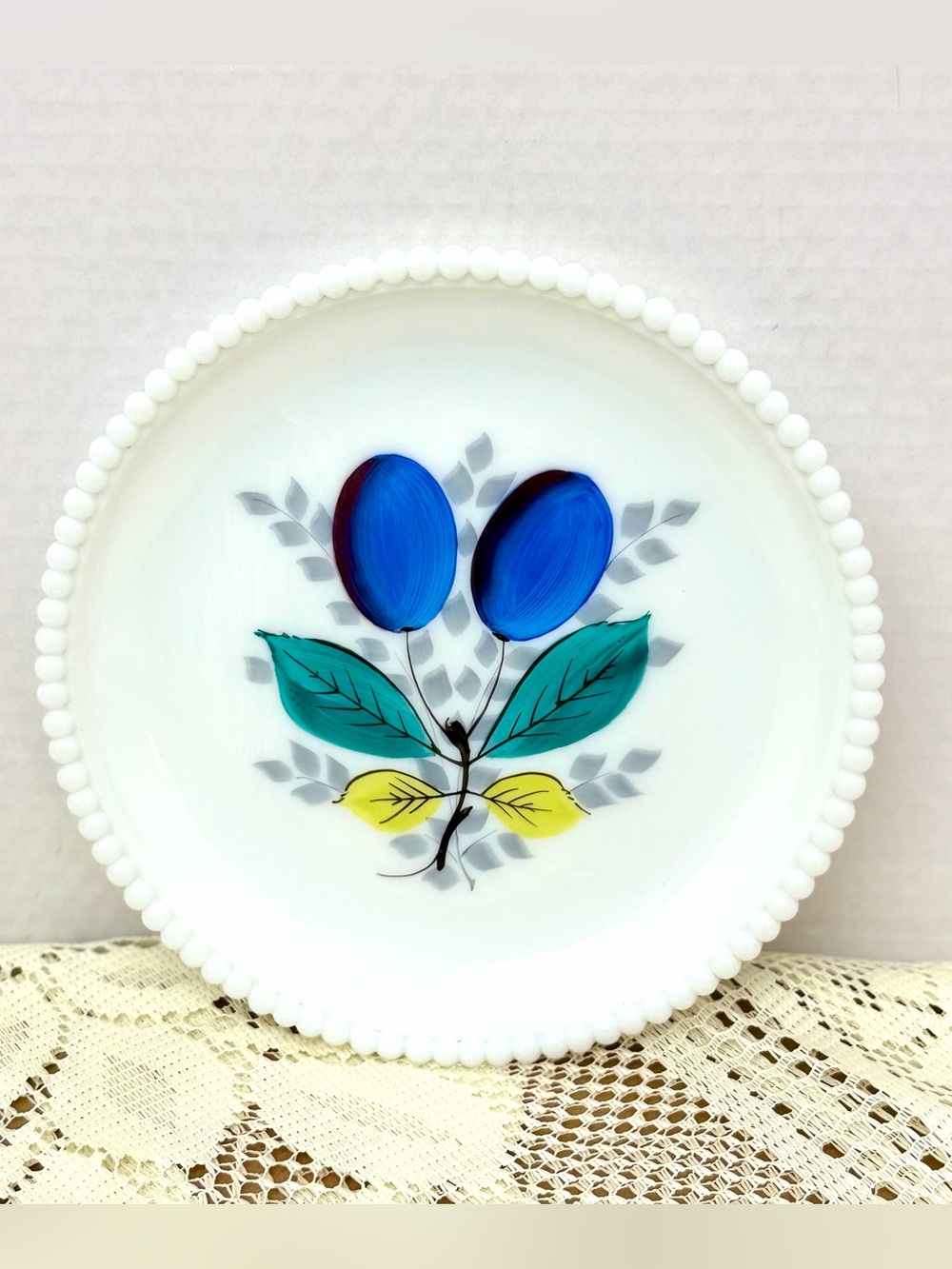 1950’s Westmoreland Beaded Edge Milk Glass Plum Dessert Plate